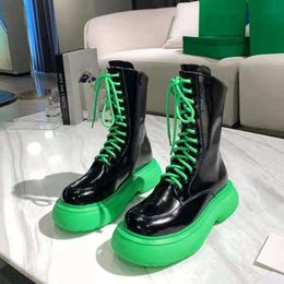2023 outono novas botas martin estilo inglês europeu zíper lateral grosso fundo verde botas curtas couro envernizado fino cavaleiro feminino