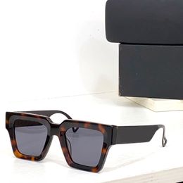 2022 Women Sunglasses Men Summer VV4431 protection UV400 vintage shielded lenses square integral full matte frame fashion glasses random box