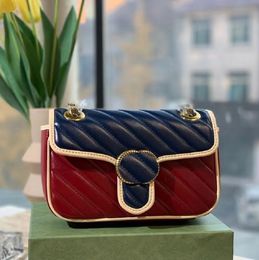 Designer Leather Shoulder Bags Women New Style Chain Handbags Flip Buckle Latch Envelope Bag Red Blue Two-tone Womens Leisure Handbag Crossbody