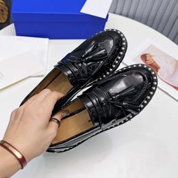 Fashion Shoe & Accessories Chain Flower Non-Slip Thick Bottom Sports Brand Designer Casual Women's Technical Black Leather Work Dancing Women's Shoes