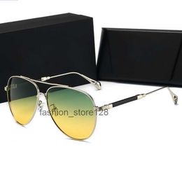 Gafas de diseñador automóvil 0122 gafas de sol Carreras marco piloto de lentes espejo con automóvil de lente adicional para hombres grandes tamaños diseño de gafas de sol253 de calidad.
