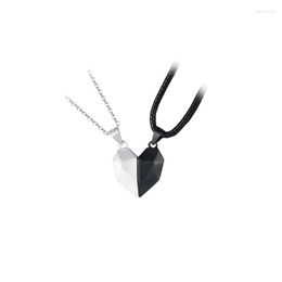 Pendant Necklaces Magnetic Couple Heart Shape Necklace Gothic Style For Men Jewelry Wedding Lovers Valentine's Day Christmas Gifts