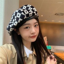 Berets Love Checkerboard Beret Cap Women Ins Autumn And Winter Korean Fashion Octagonal Cloud Hat Casual Brimless Painter Hats