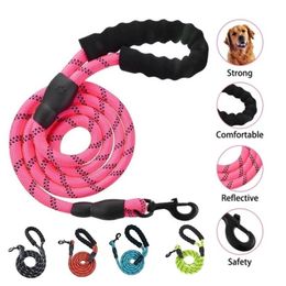 Durable Nylon Dog Sling Color 1.5M Pet Supplies Dog Leashes Night Reflective Walking Training Traction Rope Dogs Collars