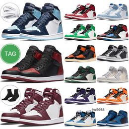 2023 new 1s royal blue men women high OG basketball shoes bred toe top 3 bubble gum jumpman1 outdoor mens unc sports good trainer sneakers Jordam JERDON