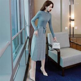 Casual Dresses Women Knitting Dress Spring Autumn Winter O-neck Long Sleeve Simple Elegant Party Print Knitted Belt