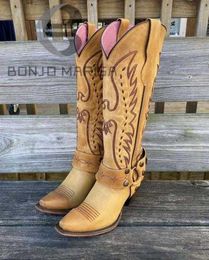 Сапоги с вышивкой в стиле вестерн для женщин Cowboy Cow Girls Большой размер 46 Punch Shoe Невысокий каблук Колено с заклепками Модная обувь 220901
