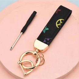 Decor Home 2021 Keychain Key Chain Buckle lovers Car Handmade Leather Keychains Men Women Bags Pendant Accessories 5 Colour 65221 with box and dust bag