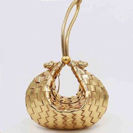 Evening bags 2022 Fashion New Hand-woven Cowhide Leather Handbag Senior Designer Soft Crisscross High Quality Cross-body Bag For Women 220623