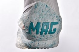 2023 NOUVEAU TOP Retour vers le futur Baskets Air Mag à lacets automatiques Chaussures Led de Marty Mcfly Retour vers le futur Glow In Dark Grey TOP Mcflys Retour vers les bottes Future