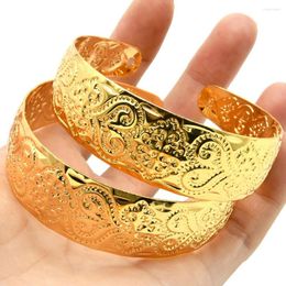 Bangle Dubai Bangles 24K Gold Colour Heart Embossed African Bracelet For Women Designer Jewellery Wedding Luxury Hawaiian Jewellery