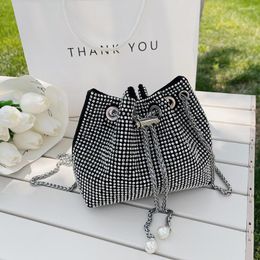 Evening Bags Bucket Bag. 2022 Simple And Fashionable. Encrusted With Diamonds. Large Capacity To Meet Daily Needs