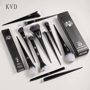 Kat Von D makeup brush set and kit basic powder blusher highlight concealer sculpture eye shadow KVD 240909