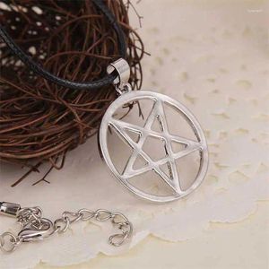 Naszyjniki wiszące czarny bandy Naszyjnik pentacle pentagram lucyfer szatan logo znak Supernaturalny biżuteria dla mężczyzn i kobiet hurtowych