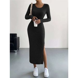 Basic Casual Dresses Long sleeved Round Neck Split Knitted Long Skirt Designer Dress for Woman 0101