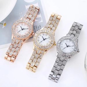 腕時計2024ファッション女性の贅沢な時計ダイヤモンド象眼細工ブレスレットクォーツゴールドクリスタル