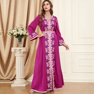 Ethnic Clothing Ramadan Kimono Abaya Prayer Clothes Women Kaftans V-neck Embroidered Robe Modest Muslim Dress For Ladies 3398