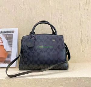 2024 NOWE TOTES TOTE BAG Women Designer Torba skórzana luksusowa torebka kształt projektanci Projektanci Crossbody Torby