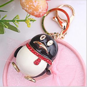 Keychains Fashion Metal Lobster Clasp Keyring Dangle Cute QQ Penguin Golden Bag Luxury Jewelry