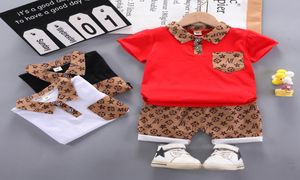 Conjunto de roupas para bebês meninos e meninas, bolsa camuflada de verão, camiseta esportiva e shorts, 2 peças, roupa infantil para crianças pequenas, agasalhos 2615589