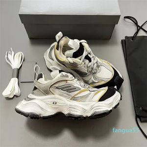 En İyi Kalite Buluşuyor Yeni Spor ayakkabı ayakkabıları Erkekler Sportif Track Runner Mesh Deri Siyah Beyaz Sarı Düşük Eğitmenler Toptan Ayakkabı EU38-46