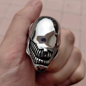 2024 Hot Selling AVP Alien Predator Punk Ring Alien Warrior 14K White Gold Rings Cool Jewelry Animal Skull Biker Ring for Men and Women New