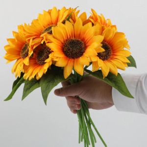 Decorative Flowers 5 Heads Artificial Sunflower Bouquets Home And Restaurant Decorations Outdoor Wedding Bride Holding Supplies