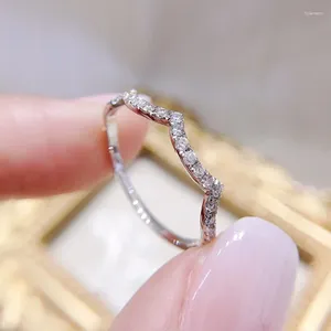 Cluster Rings Huitan Wave Design Women Finger Thin Band With Dazzling CZ Silver Color Fashion Versatile Female Accessories Jewelry