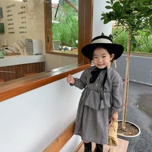 Abiti da ragazza Abito casual Corea Abbigliamento per bambini Primavera Autunno Stagione Reticolo Principessa Colletto tondo Moda a pieghe