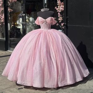 Eleganti abiti da quinceanera rosa perle perle paillettes dolce 16 abiti da ballo