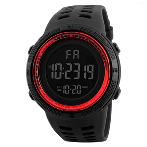 손목 시계 남성 스포츠 스포츠 달리기 시계 방수 LED 화면 생일 크리스마스를위한 대형 시계 선물
