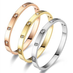 Designer Screw Bangle Bracelet Fashion Luxury Jewelrys Carer Original Trendy 18K Gold Diamond for Women Men Nail Bracelets Silver Jewelry Bracelet TCC9