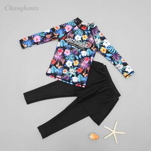 set 210 Y Costume da bagno due pezzi per bambini Nero con motivo a fiori Costume da bagno per bambina Rash Guard a maniche lunghe per bambini Abbigliamento da surf per bambini