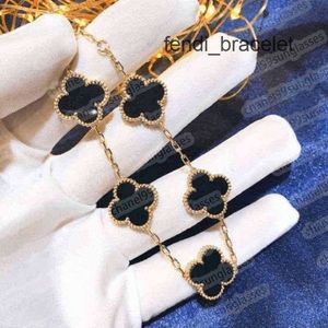 디자이너 팔찌 럭셔리 4 Four Leaf Clover Charm 우아한 패션 18K 금 마노 쉘 어머니 진주 커플 홀리데이 스페셜 카운터