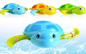 3pcslot natation tortue bébé jouets en plastique animaux liquidation jouets piscine bain jouets amusants pour enfants tortue chaîne horloge classique toy7871615