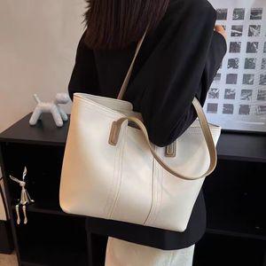 Tote Bag Ladies Açık Meydan Kare Çantalar Arka Etiket Moda Tuval Omuz Çantaları ile Çöp Çanta Marc Çanta Tasarımcısı BA