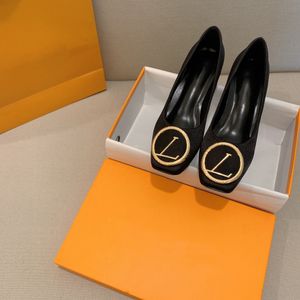 2024 Neue Frauen High Heels Sandal Oxford Flat Schuhe Voll Aprikosen Büro Außensohle Shake Slingback Pumpe Patent Leder Block Heels mit Schafslederfutter Leder -Außensohle