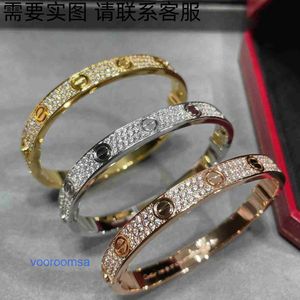 Hochwertiges Luxus-Designer-Armband, Autoreifen, Damen-Charm, Gold, hohe Version, Karte, Heimschnalle, voller Himmelsstern, dreireihiger Diamant mit Originalverpackung