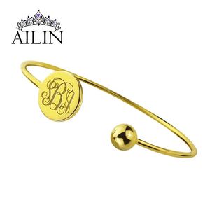 Armband ailin guldpläterade charm armband kvinnor rostfritt stål anpassad armband personlig brev graverade armband smycken gåvor