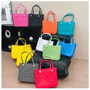 Bogg Waterproof PVC Beach Basket Designer Bag Shop Pochette Women's Summer Fashion Plast STORA TOTA BAG Luxurys handväska Pet Koppling Mens Axel Travel STORA Väskor