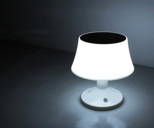 Solartabelllampa Hem utomhus vattentät trädgårdslampa Led EnergySaving Lamp fjärrkontroll Tanke Light 1 PC7477945