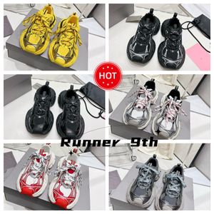 Runner 9: e generationens designer Sandaler Trainer Sneakers University Casual Shoes Women Storlek 35-41 Luxury Sports Basketball Shoes Lace Men Size 39-45