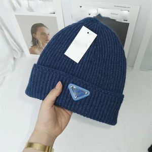 Designer Beanie Nowe ulepszone solidne klasyczne czapkę literową niezbędną do ciepłych zajęć na świeżym powietrzu zimą