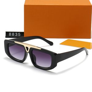 Designer óculos de sol polarizados óculos de sol 2024 novas letras de moda curvadas pernas de espelho com caixa original para homens e mulheres verão dirigindo l8835