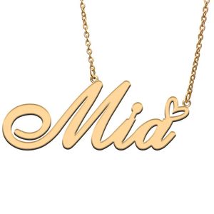 Mia Love Heart Name Halsband Personligt guldpläterat rostfritt stål Krage för kvinnor Girls Friends Birthday Wedding Present 231229