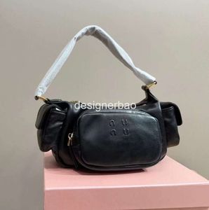 2024 7A Kvalitetspåsar Designer Women Bag Miui Hobo Vintage Leather Y2K Fashion Retro Shoulder PAGSS