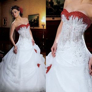 Vintage White and Red Wedding Dress Lace Appliques Pärled Ruched a Line Strapless Bridal Gowns Back Lace-Up Plus Size Bride Dresses Court Train 2024 Vestido de Novia