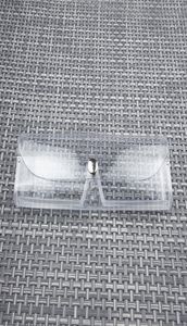 Şeffaf Beyaz Gözlükler Kasa 2PCS Düğmesi Gözlük Kılıfı Okuma Cam Kutu Gözlükler Kutu Silikon Göz Gözlükleri Accessoriesl0161539595