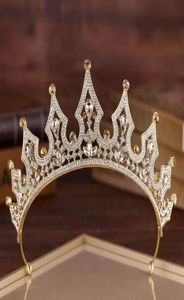 Goldsilver Princess Headwear Chic Bridal Tiaras Excessories مذهلة بلورات اللؤلؤ الزفاف Tiaras و Crowns 112072509670