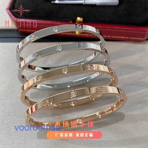 Trend moda gioielli versatili buono bello Bracciale per pneumatici per auto Acciaio al titanio LOVE Fibbia in acciaio inossidabile con diamanti pieni Coppia dieci coreani con scatola originale